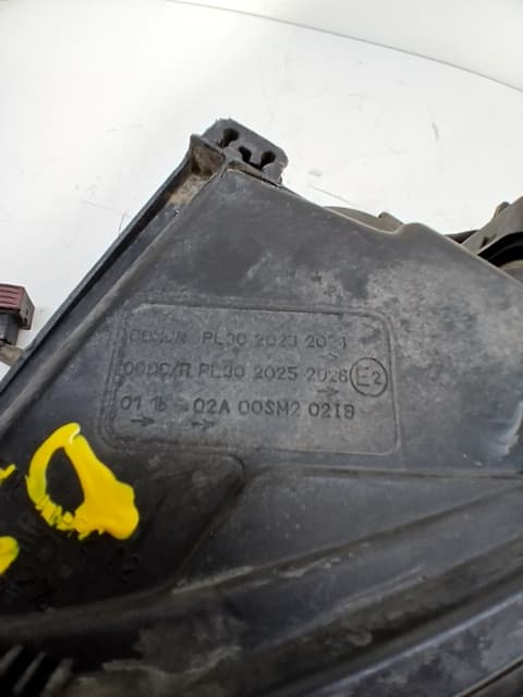Faro izquierdo VOLVO XC90 2