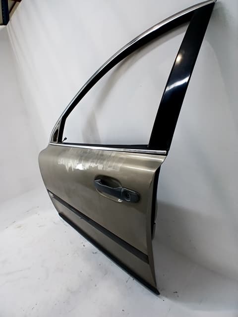 Puerta delantera izquierda VOLVO XC90 3