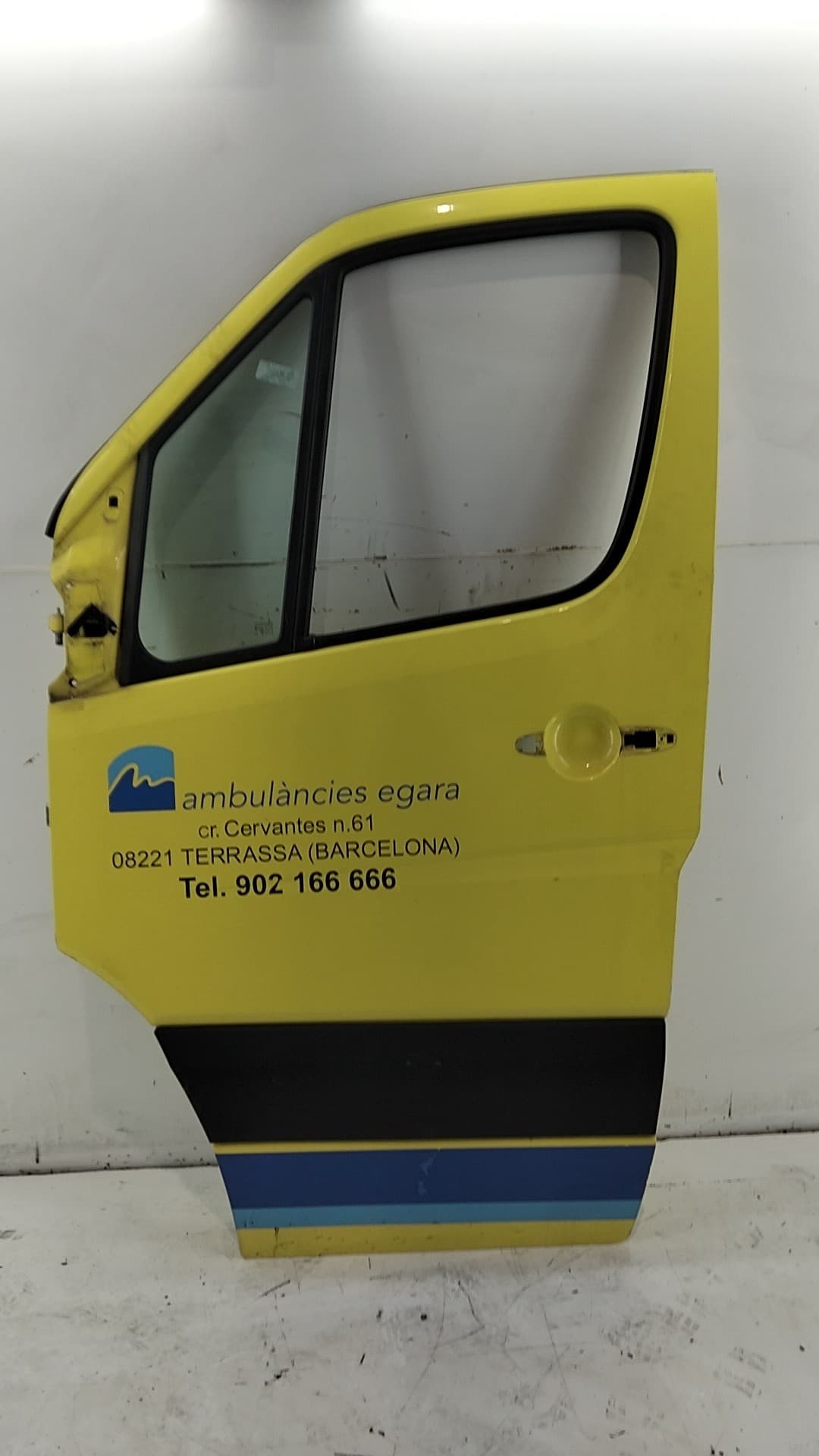 Puerta delantera izquierda MERCEDES-BENZ SPRINTER 3,5-T FURGONETA (B906) 4