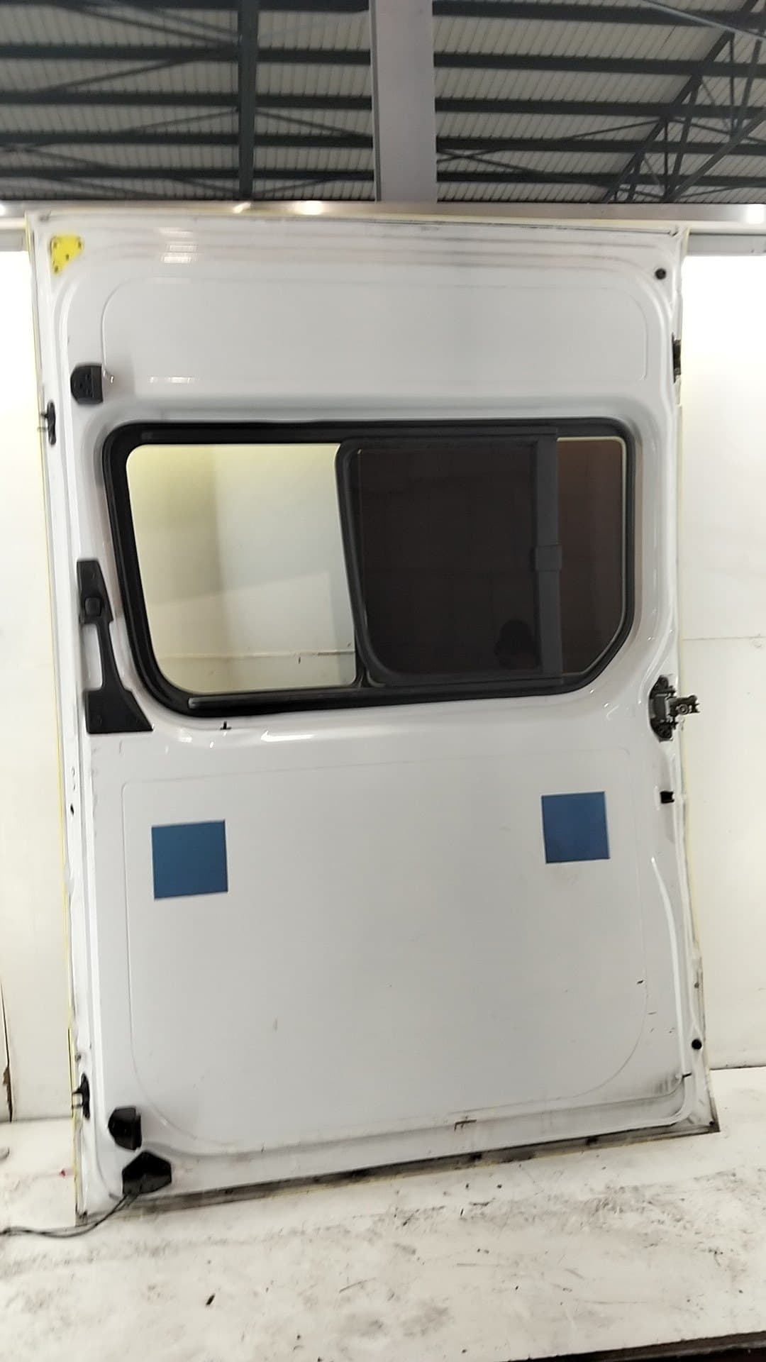 Puerta lateral corredera derecha MERCEDES-BENZ SPRINTER 3,5-T FURGONETA (B906) 3