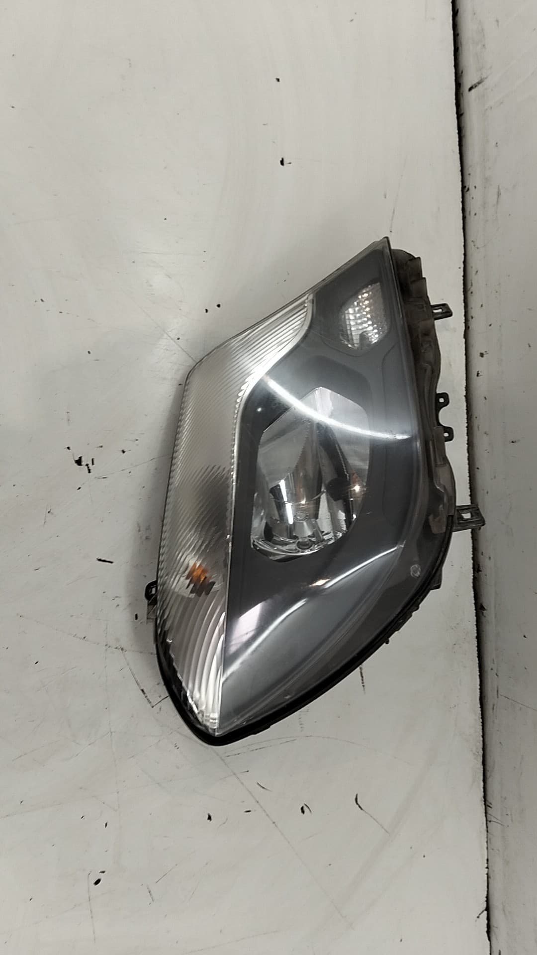 Faro izquierdo MERCEDES-BENZ SPRINTER 3,5-T FURGONETA (B906) 2