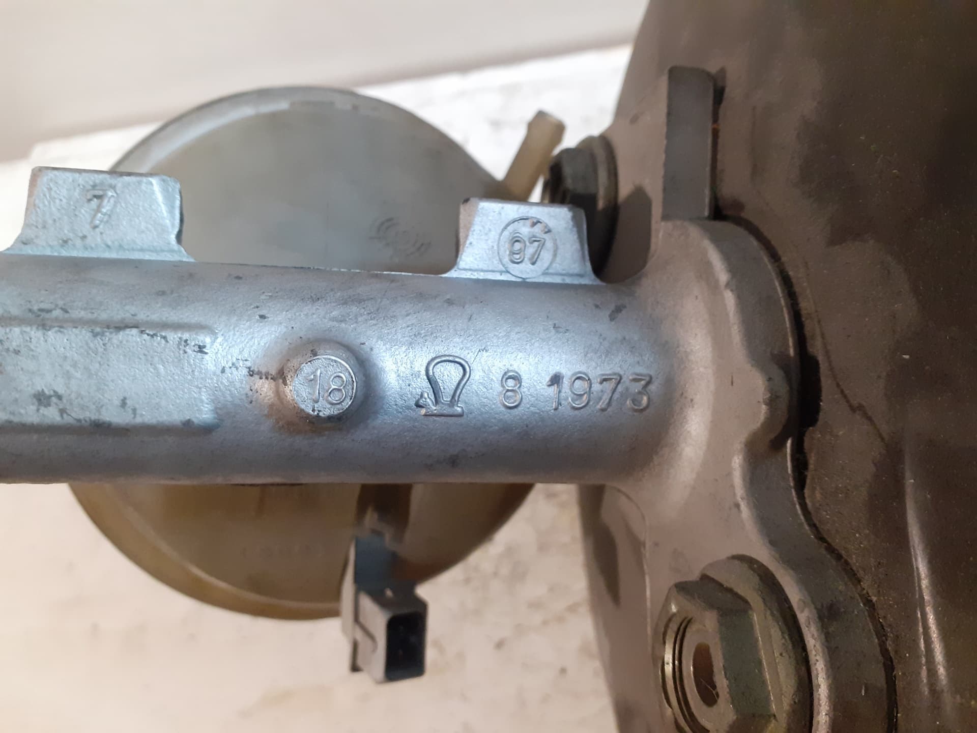 Bomba freno AUDI A6 BERLINA (4B2) 3
