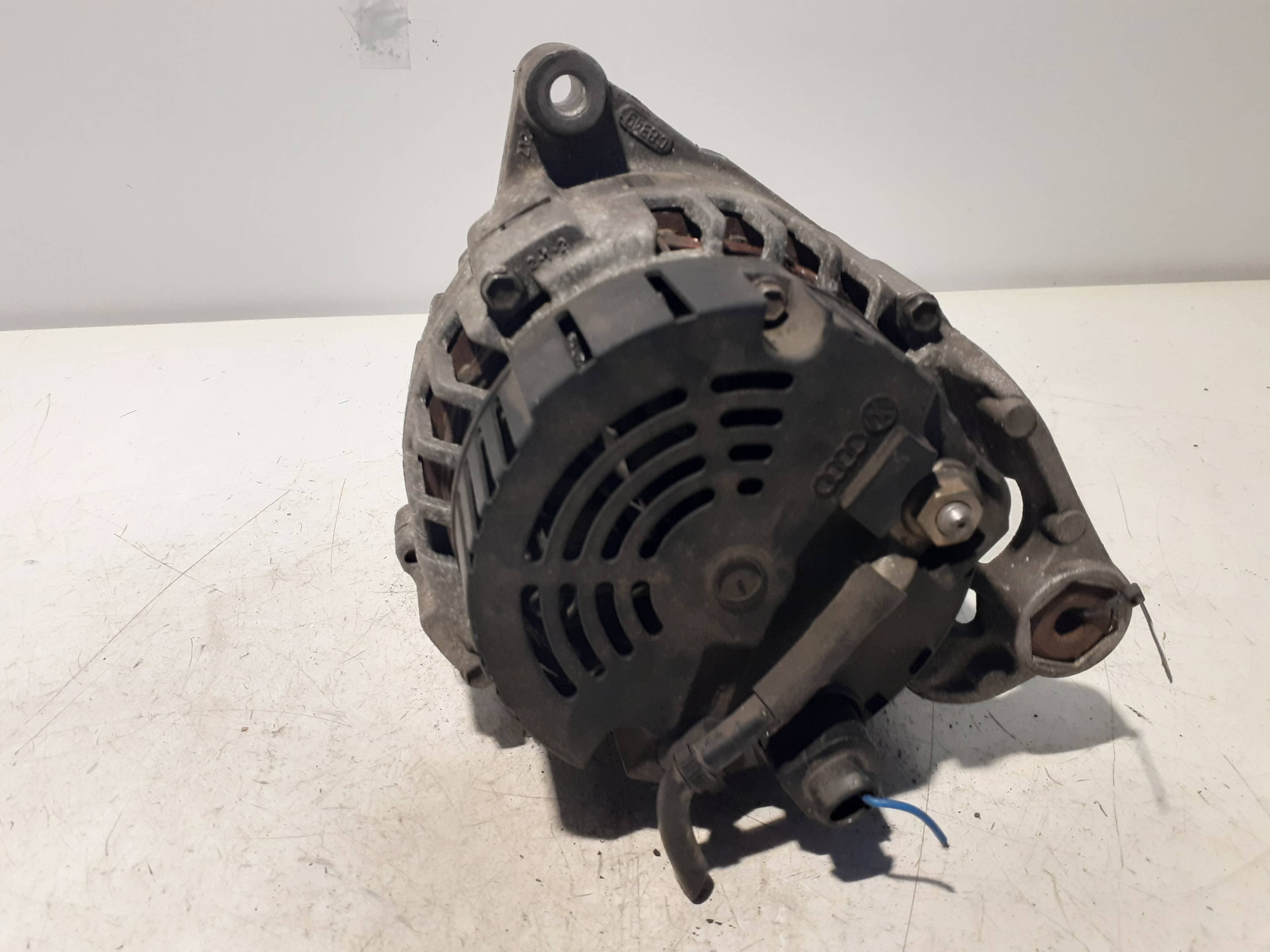 Alternador AUDI A6 BERLINA (4B2) 3