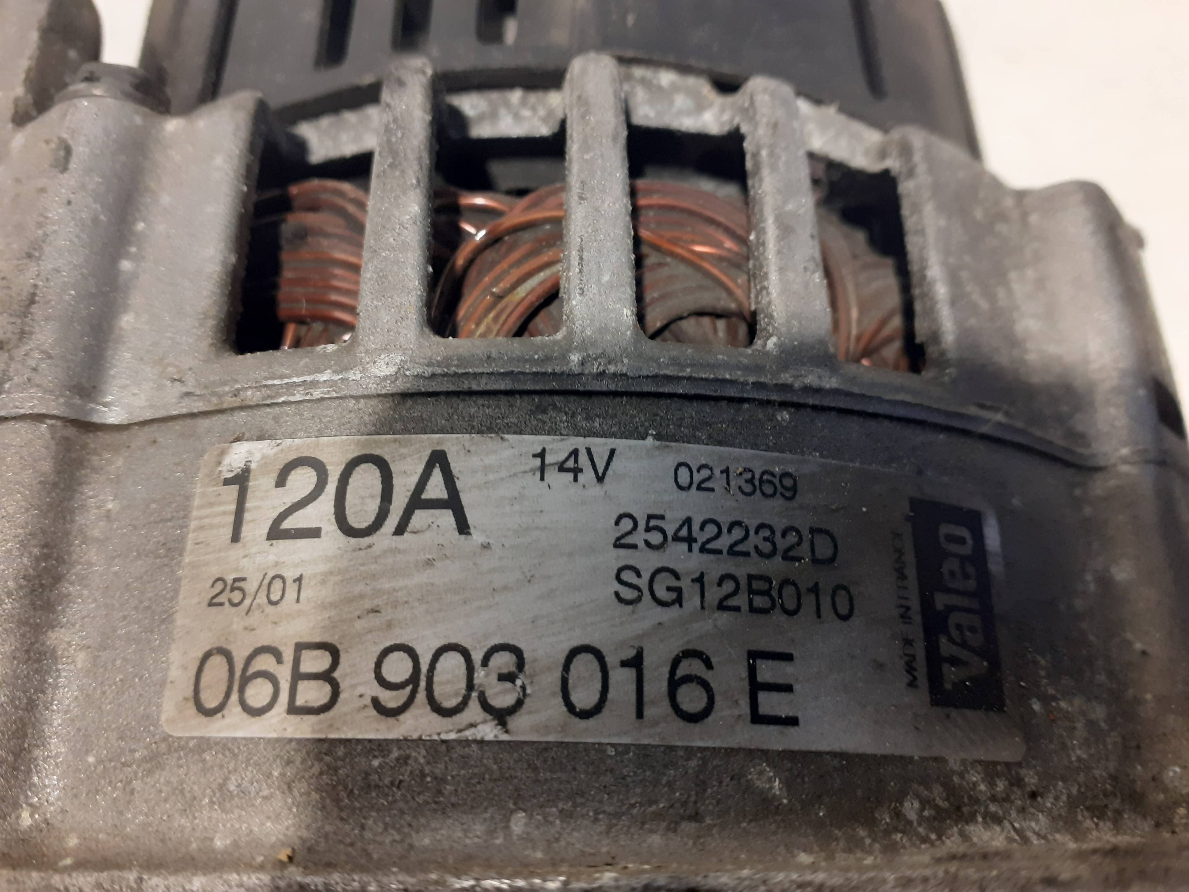 Alternador AUDI A6 BERLINA (4B2) 2