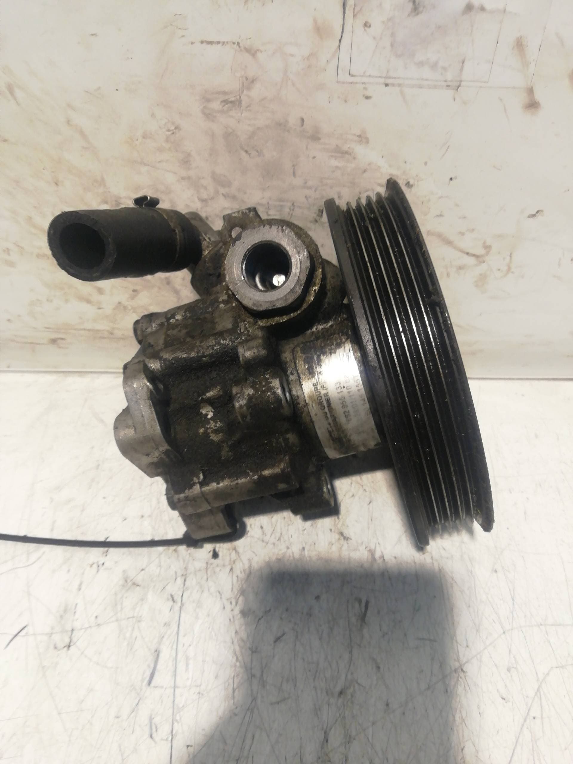 Bomba direccion AUDI A6 BERLINA (4B2)
