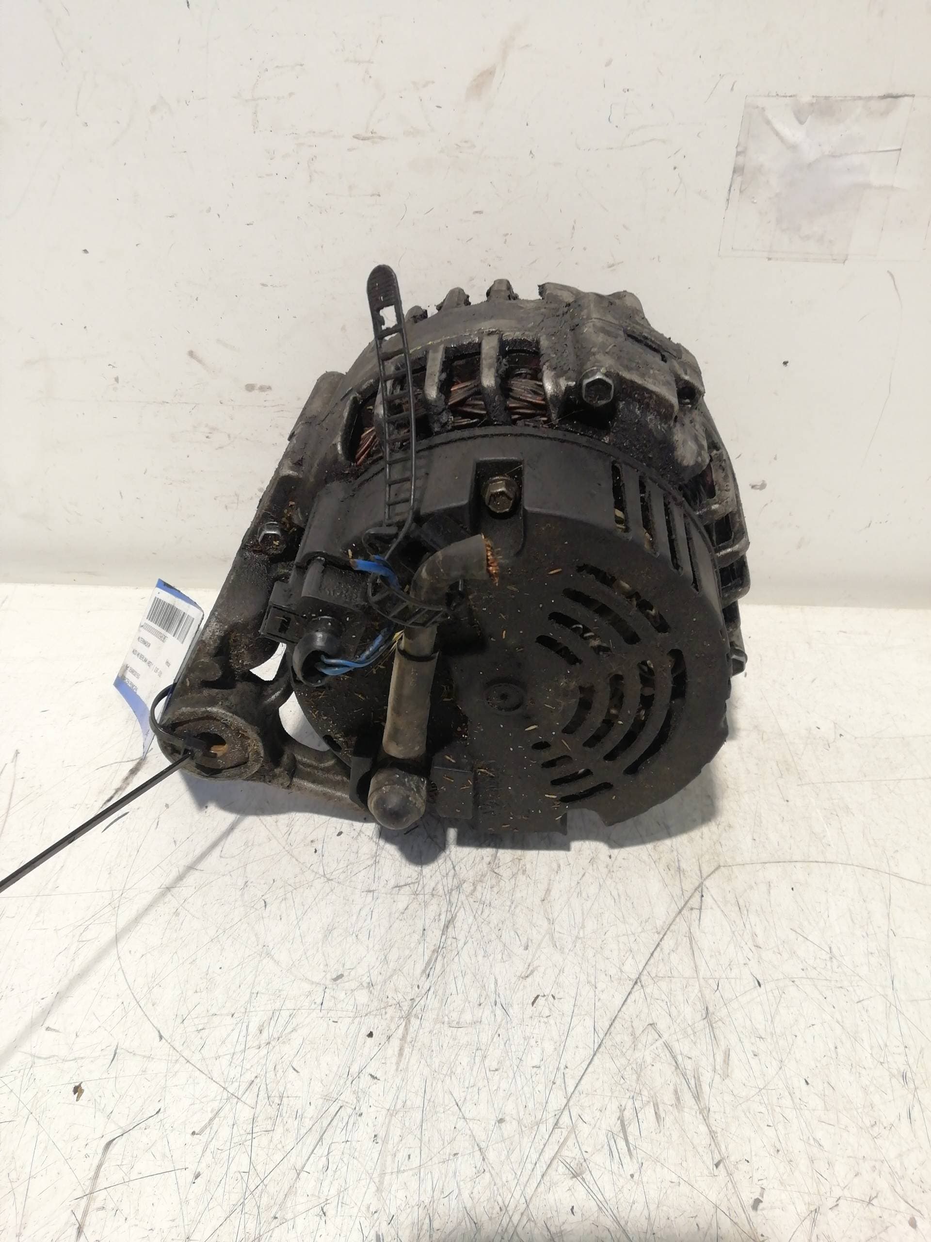 Alternador AUDI A6 BERLINA (4B2) 5
