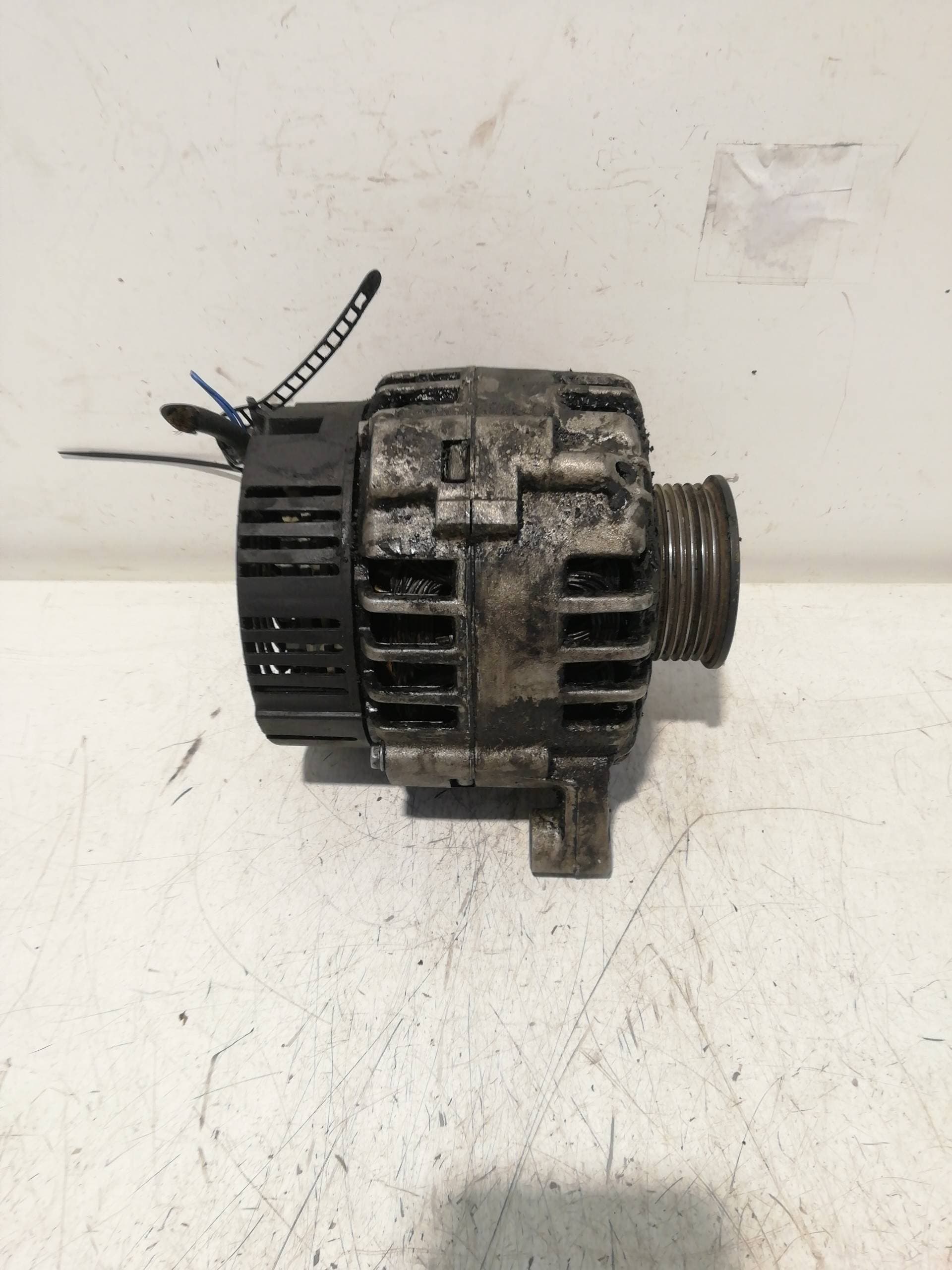 Alternador AUDI A6 BERLINA (4B2) 4