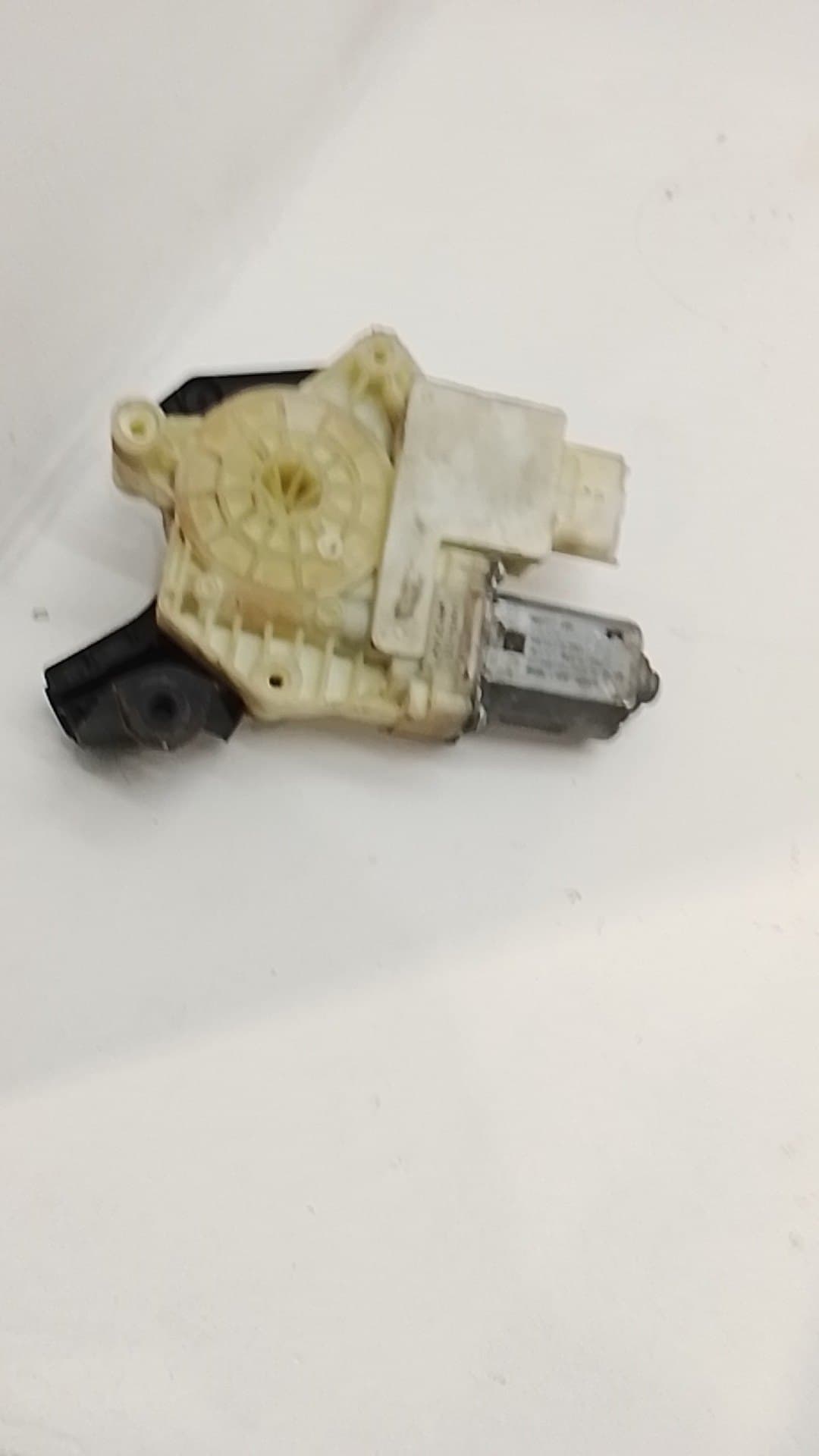 Motor elevalunas delantero derecho CITROEN C4 GRAND PICASSO 2