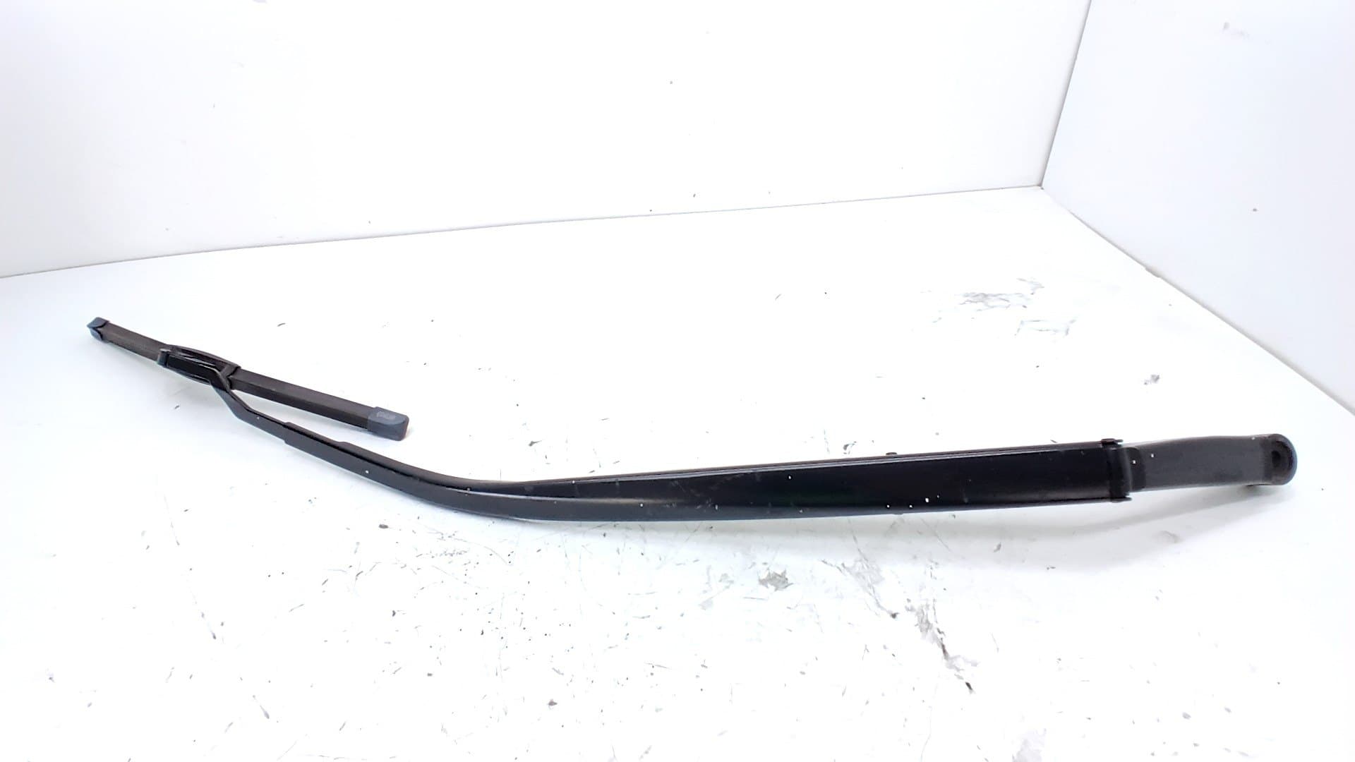 Brazo limpia delantero derecho TOYOTA COROLLA