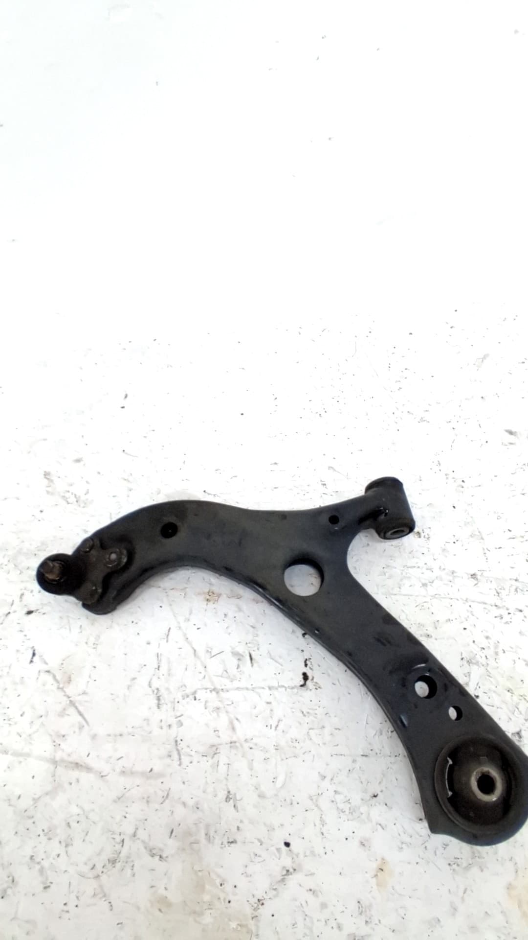 Brazo suspension inferior delantero izquierdo TOYOTA COROLLA