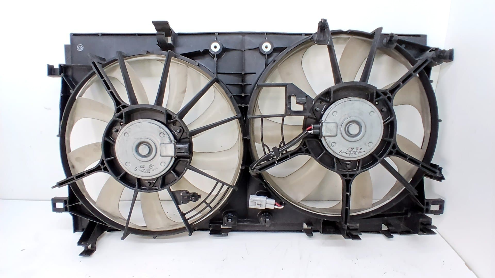 Electroventilador TOYOTA COROLLA 2