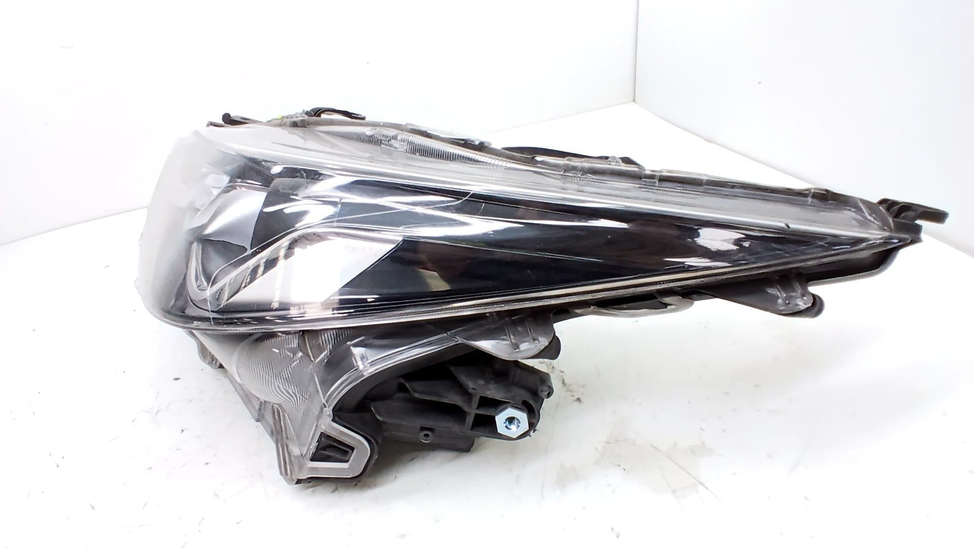 Faro izquierdo TOYOTA COROLLA 5