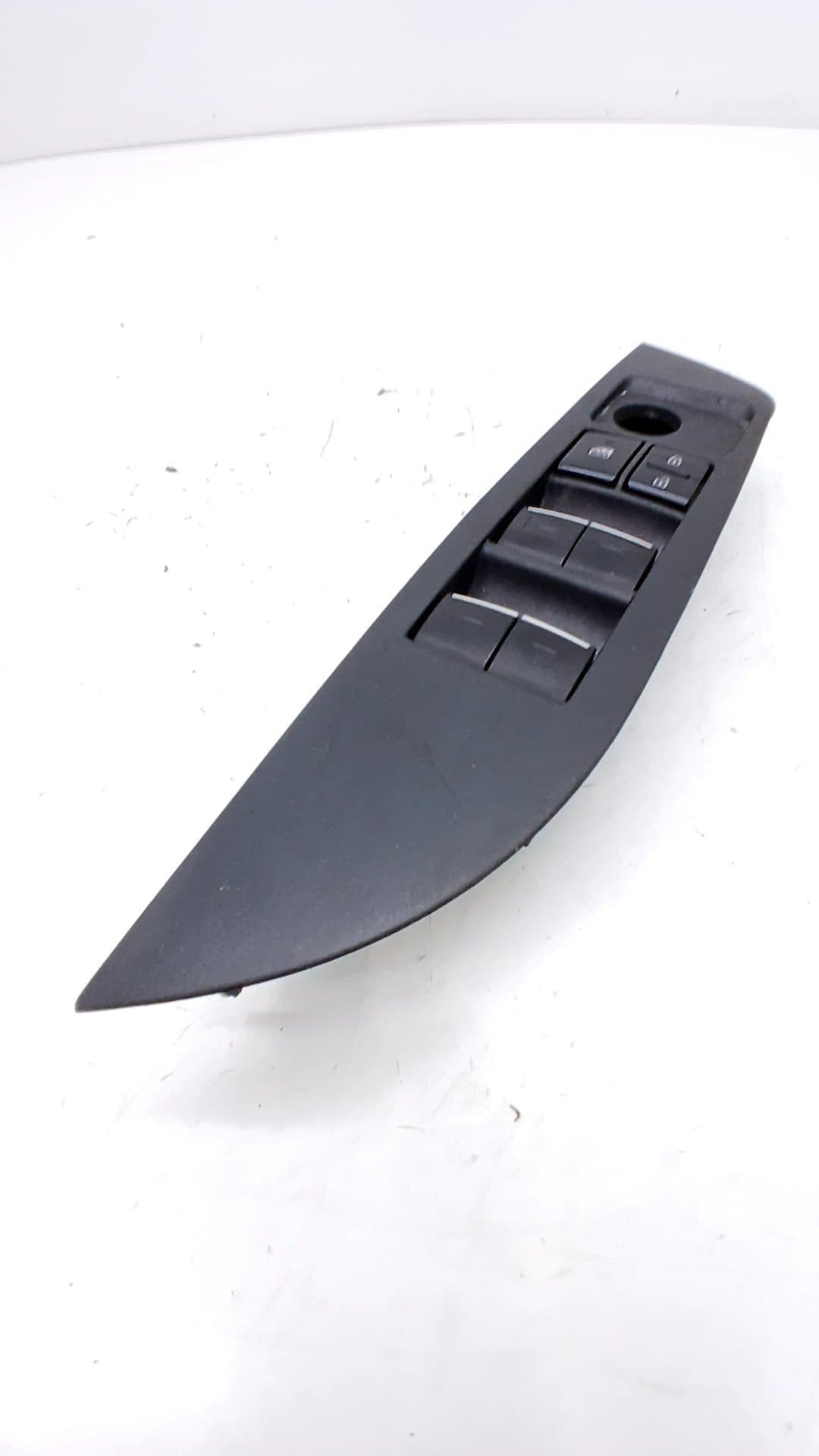 Mando elevalunas delantero izquierdo TOYOTA COROLLA 3