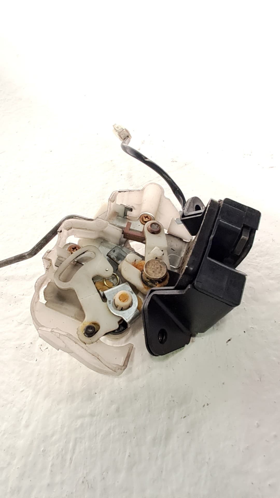 Cerradura maletero / porton MAZDA 6 STATION WAGON (GY) 2