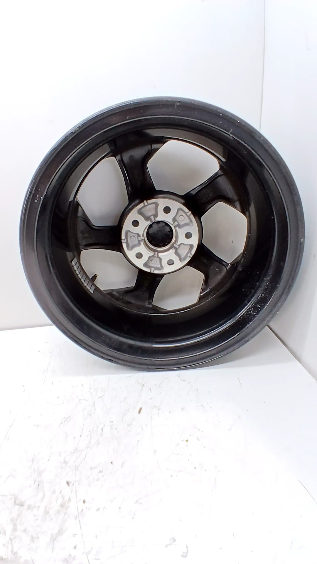 Llanta KIA XCEED 2