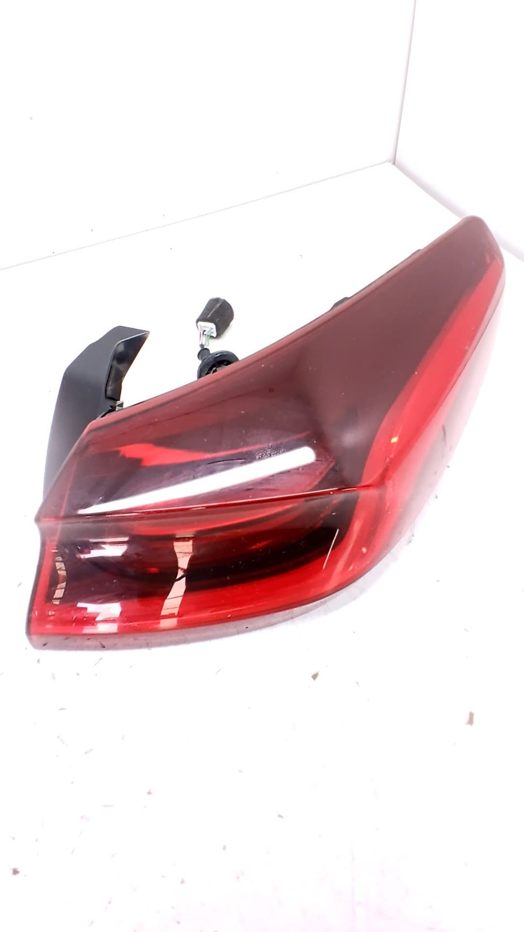 Piloto trasero derecho KIA XCEED