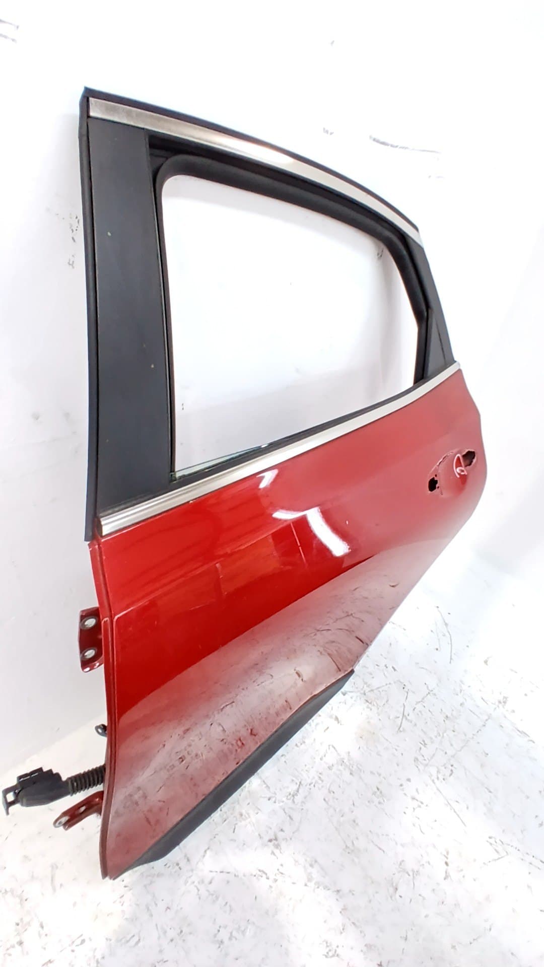 Puerta trasera izquierda KIA XCEED 3