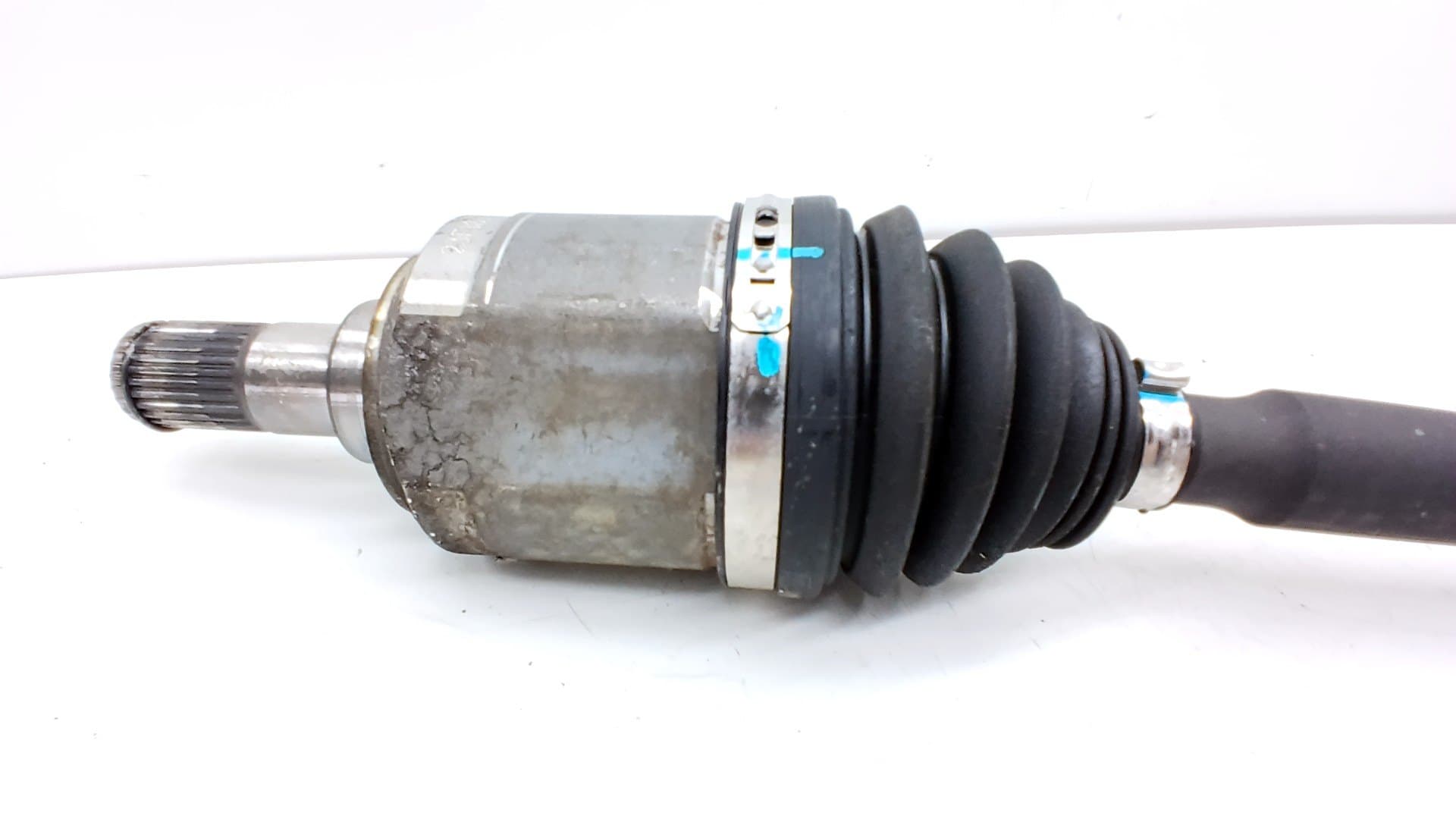 Transmision delantera derecha KIA XCEED 4