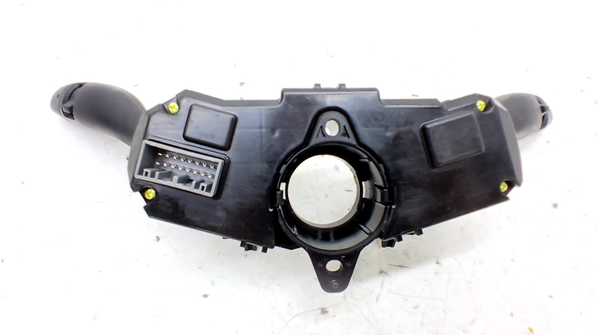 Mando multifuncion KIA XCEED 3