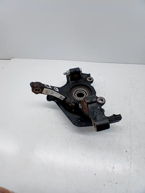 Mangueta delantera derecha FIAT 500E 5