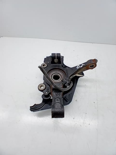 Mangueta delantera izquierda FIAT 500E 5