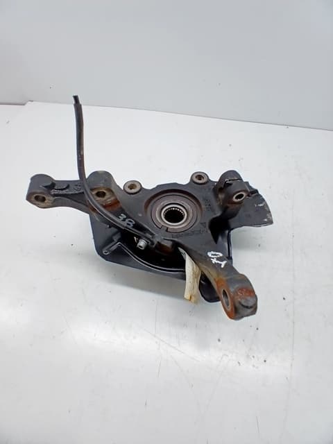 Mangueta delantera izquierda FIAT 500E 4