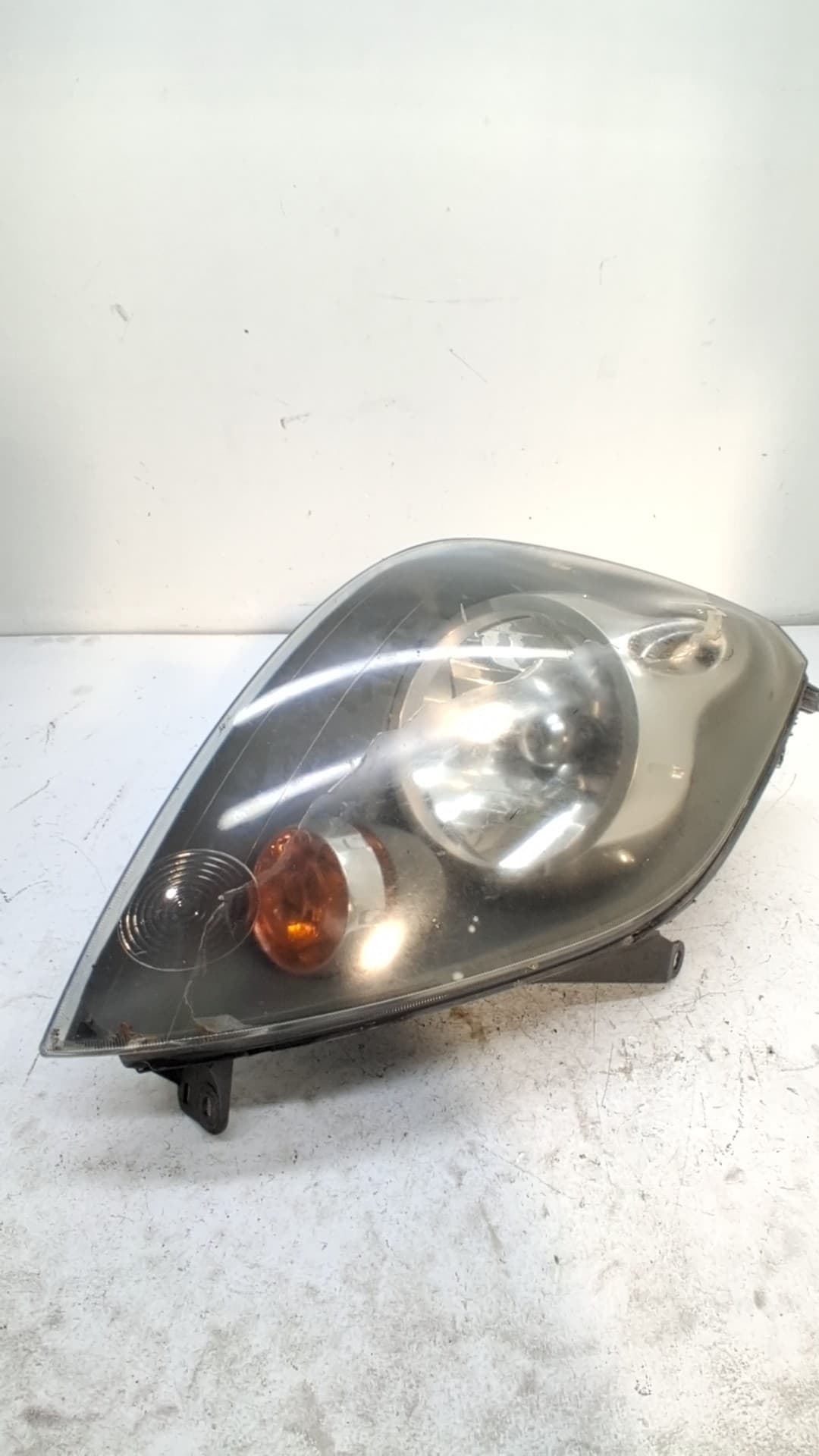Faro derecho FORD FIESTA (CBK)