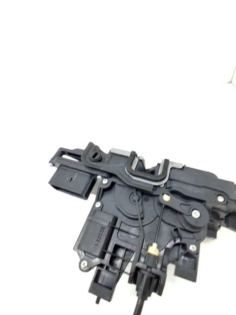 Cerradura puerta delantera derecha FIAT 500E 2