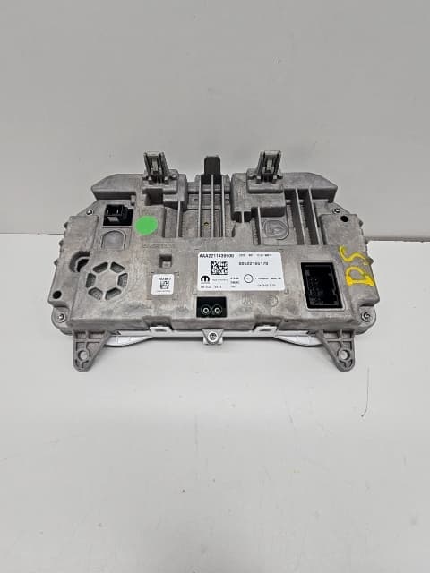 Cuadro instrumentos FIAT 500E 3