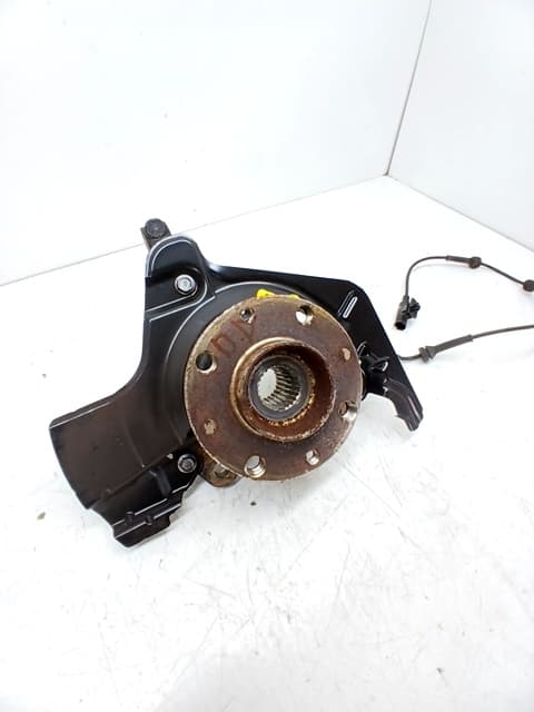 Mangueta delantera derecha FIAT 500E 2