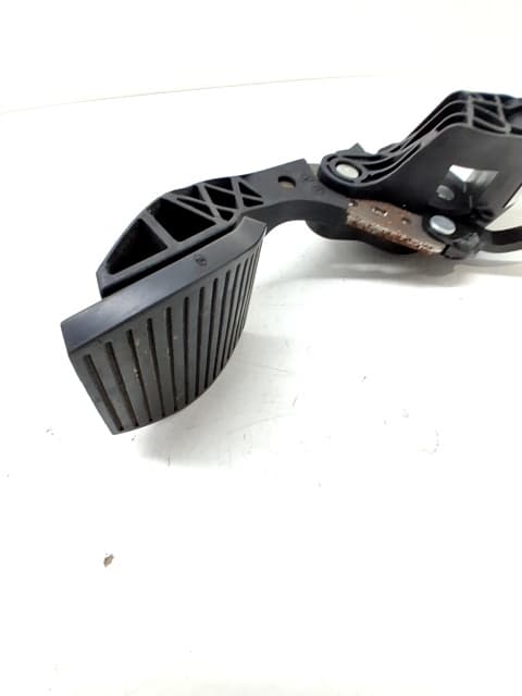 Pedal freno FIAT 500E 2