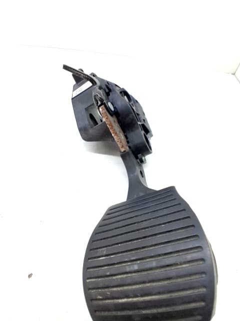 Pedal freno FIAT 500E