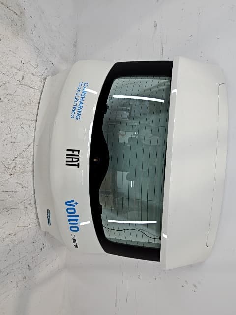 Porton trasero FIAT 500E