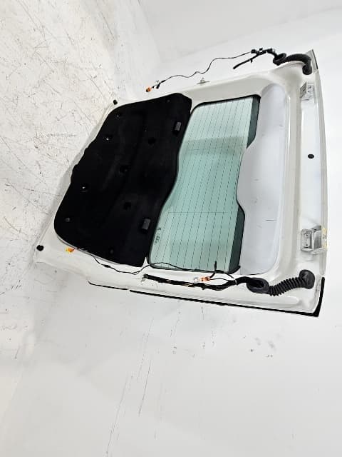 Porton trasero FIAT 500E 2
