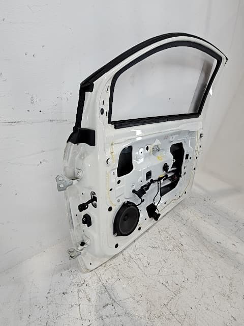 Puerta delantera derecha FIAT 500E 3