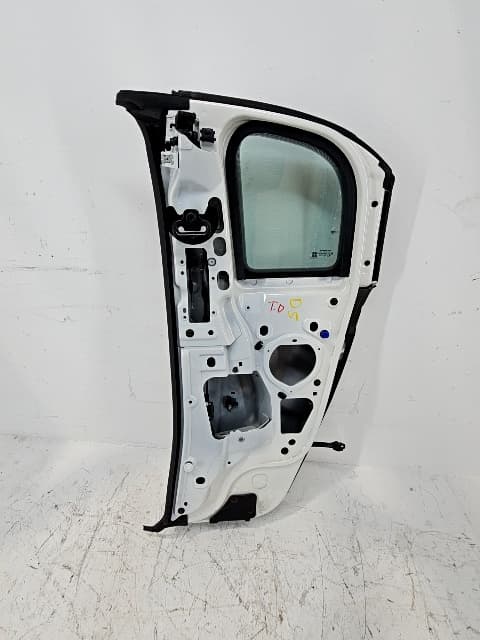 Puerta trasera derecha FIAT 500E 4