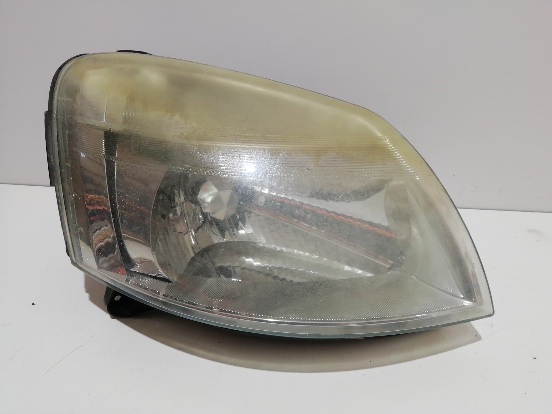 Faro derecho PEUGEOT PARTNER (S2)