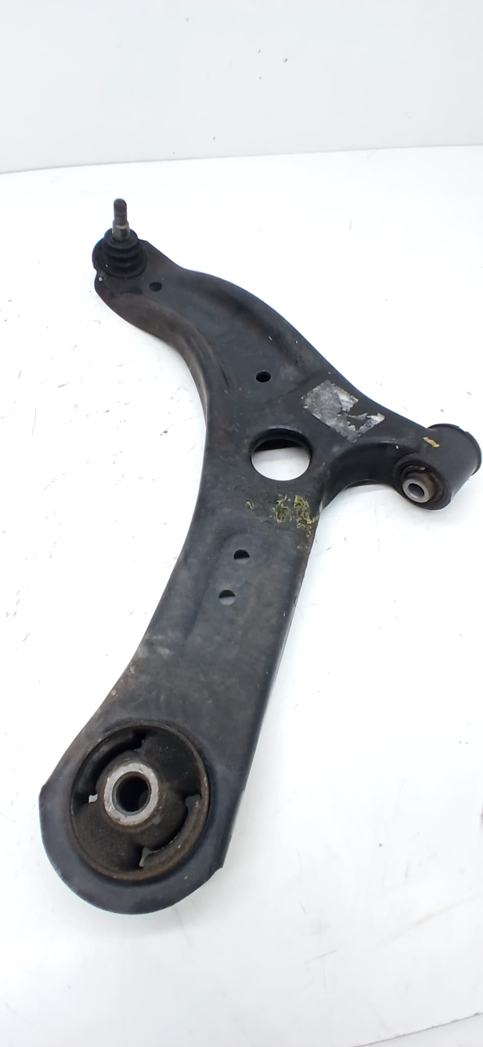 Brazo suspension inferior delantero izquierdo HYUNDAI I20