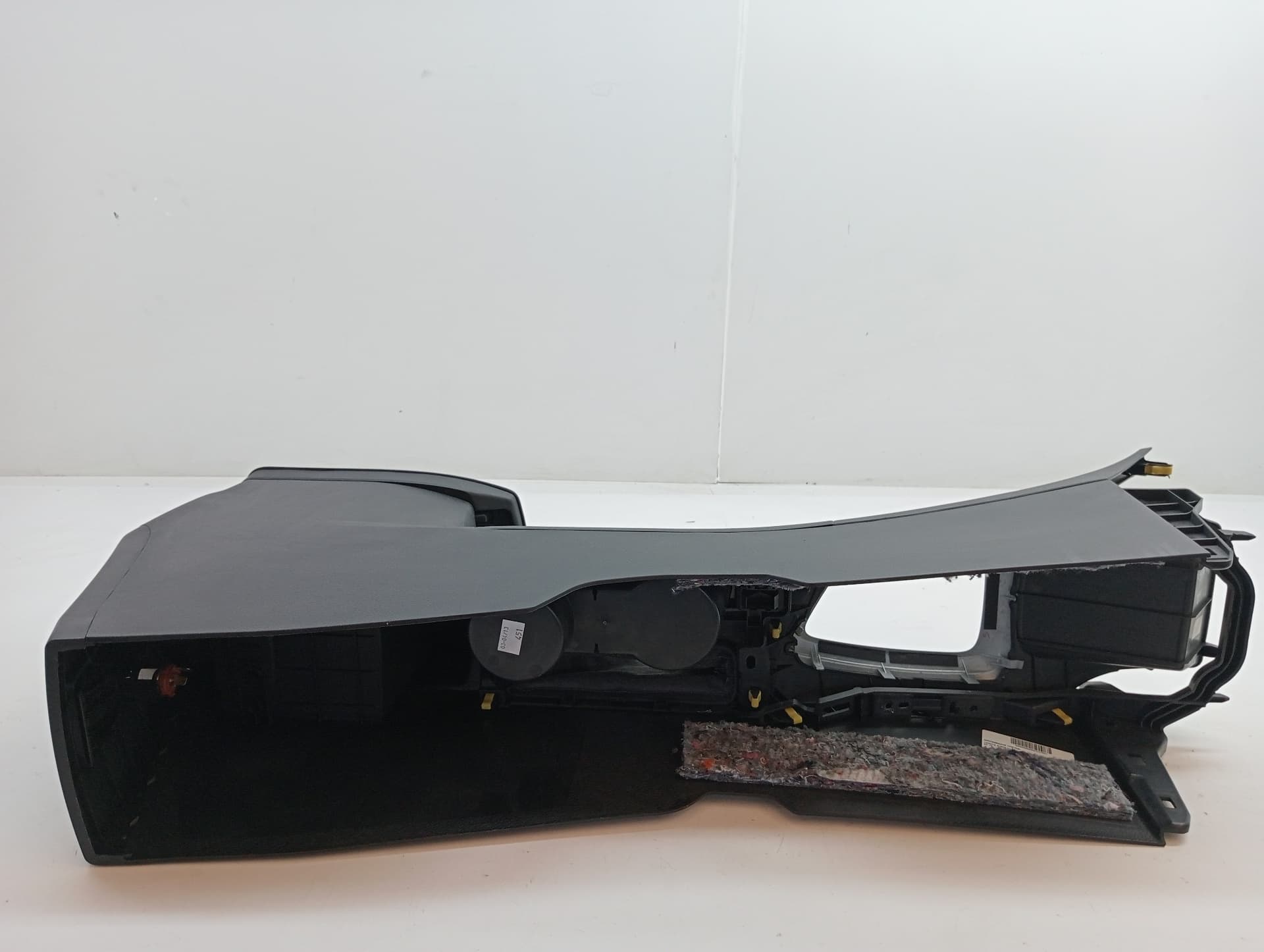 Consola central TOYOTA AURIS TOURING SPORTS (E18)