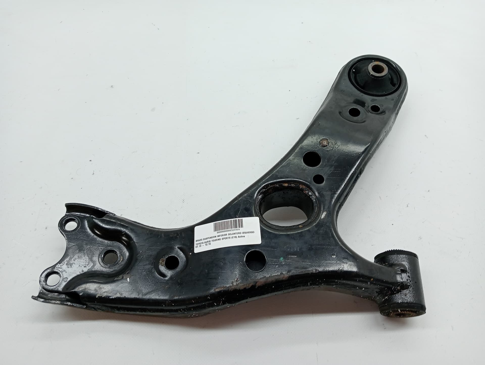 Brazo suspension inferior delantero izquierdo TOYOTA AURIS TOURING SPORTS (E18)