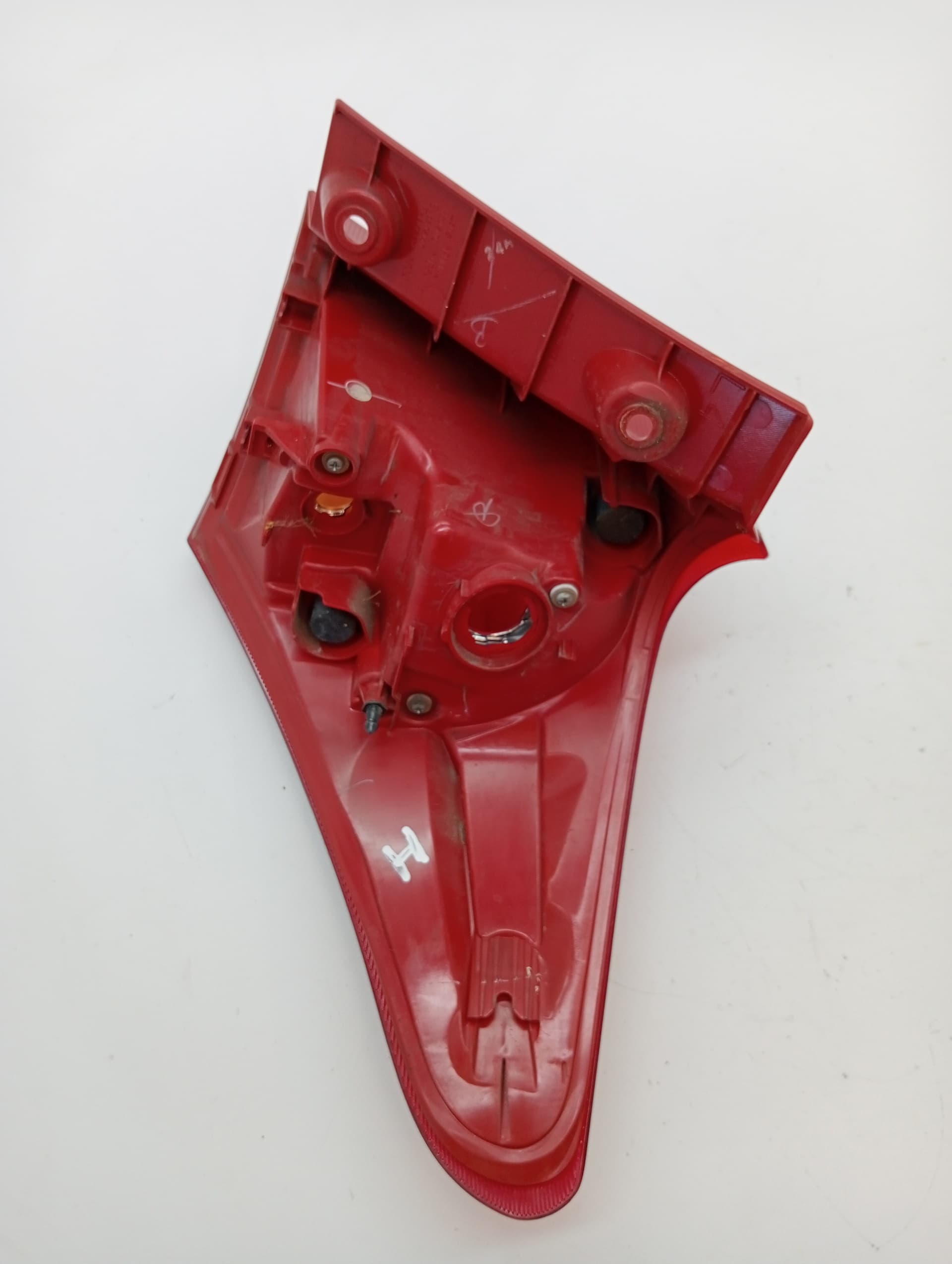 Piloto trasero izquierdo TOYOTA AURIS TOURING SPORTS (E18) 3