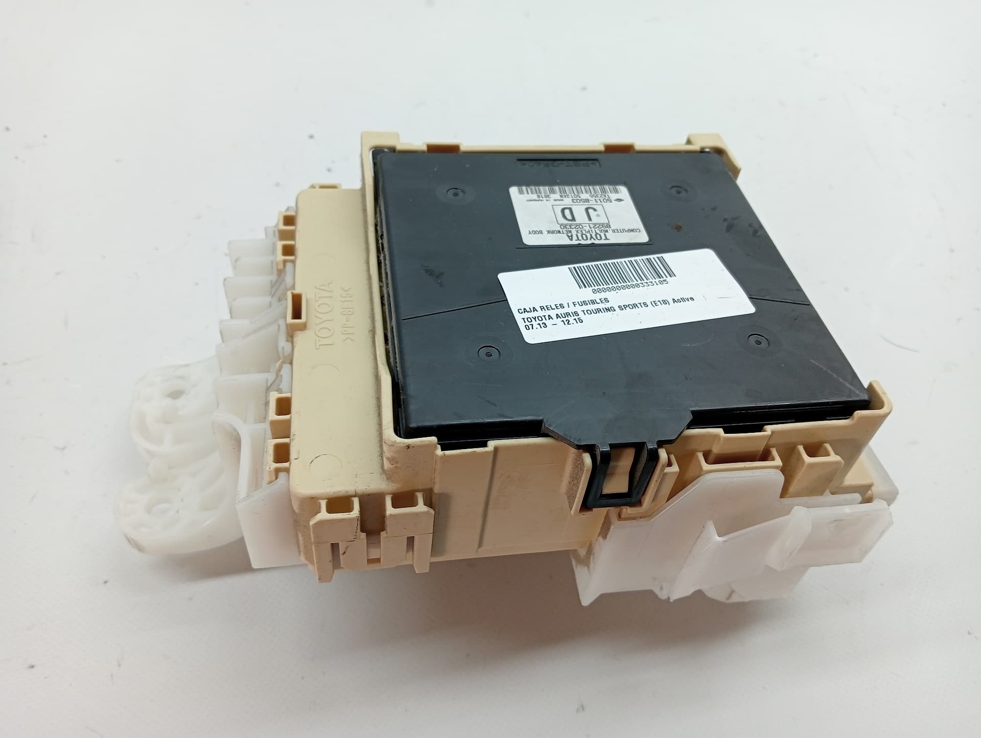 Caja reles / fusibles TOYOTA AURIS TOURING SPORTS (E18)