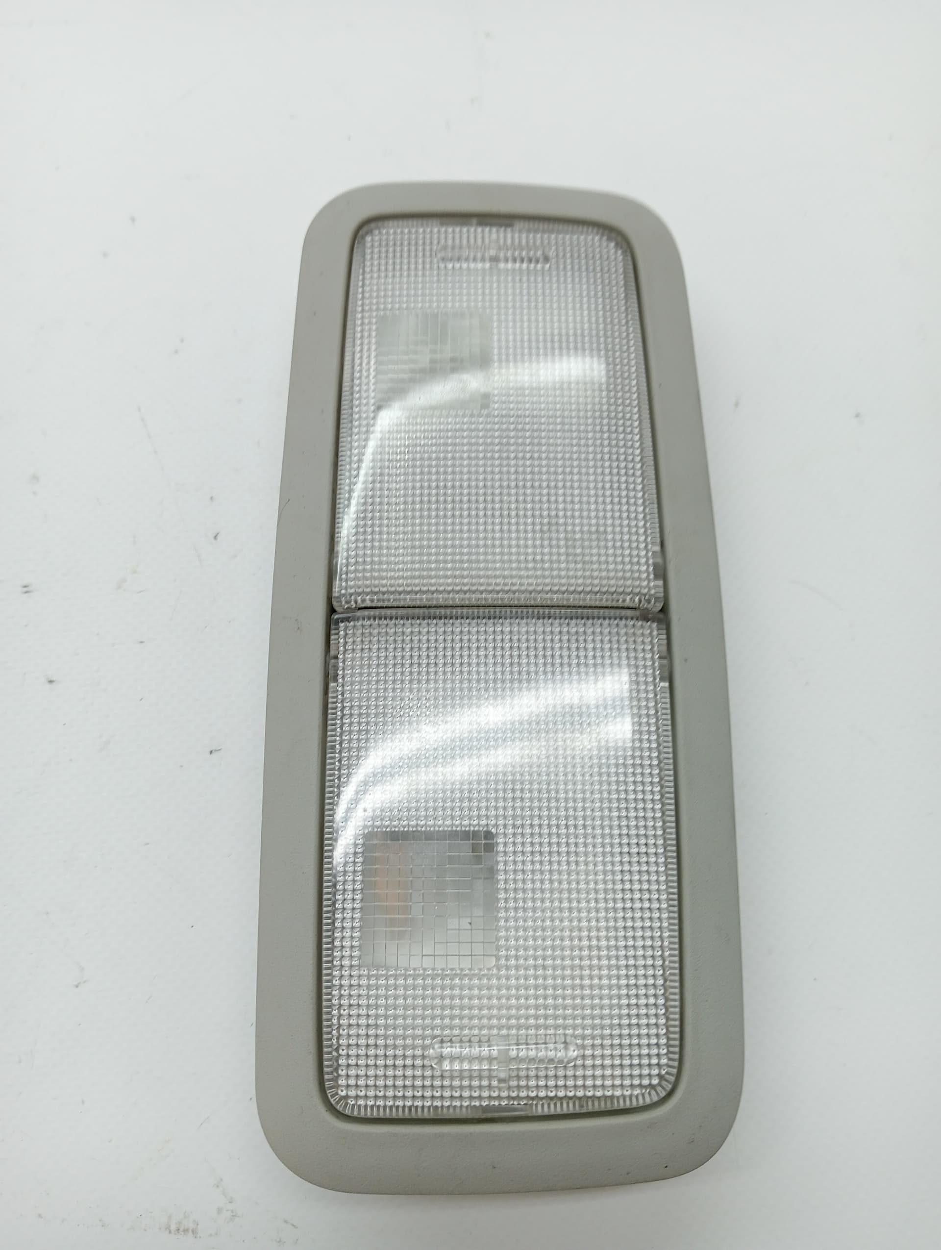 Luz interior TOYOTA AURIS TOURING SPORTS (E18)