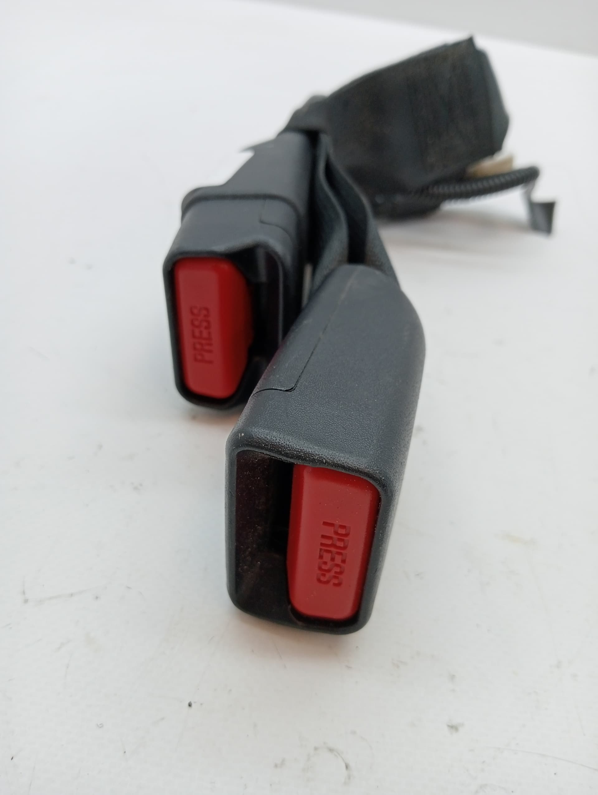 Enganche cinturon TOYOTA AURIS TOURING SPORTS (E18) 2