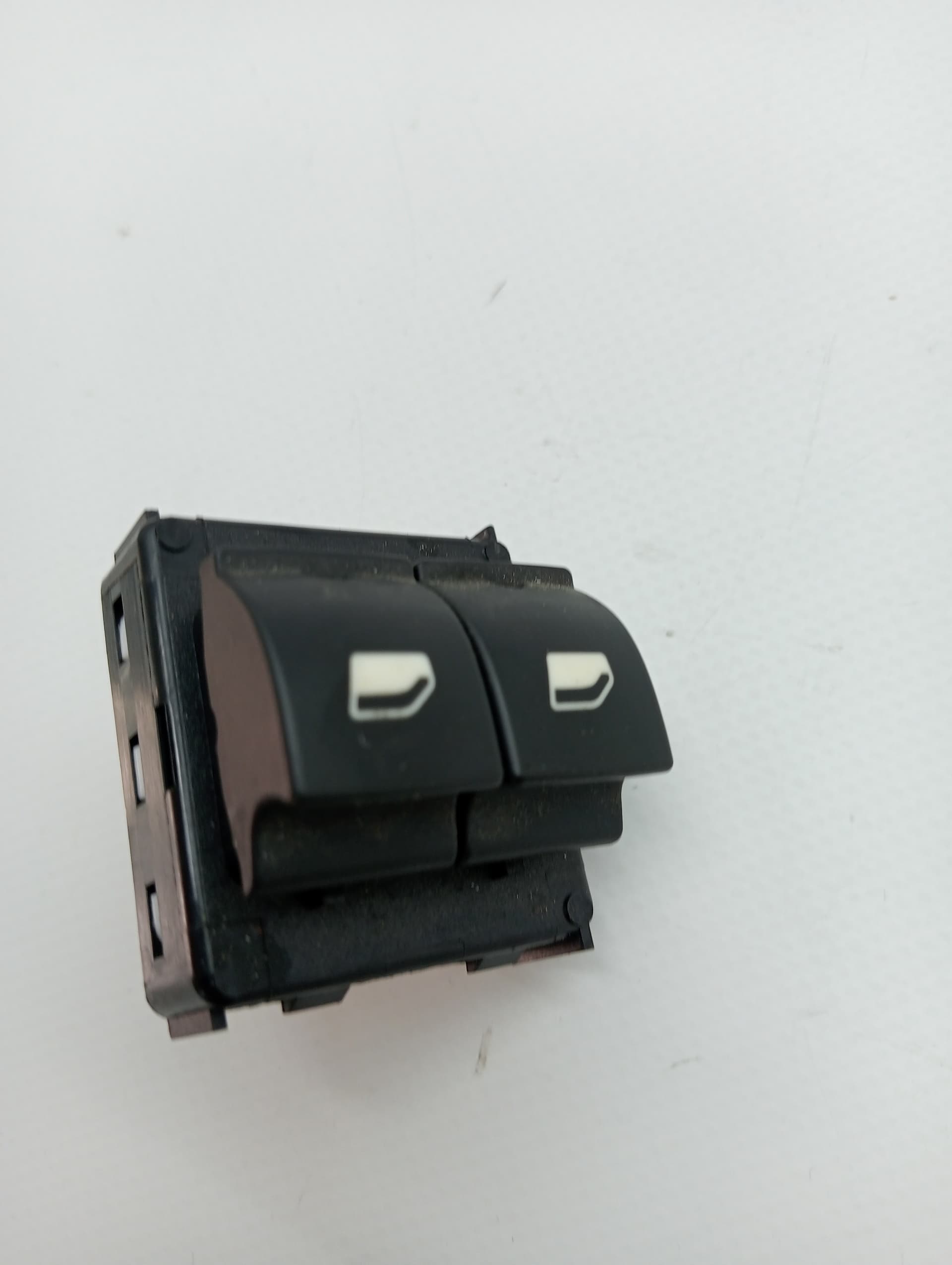 Mando elevalunas delantero izquierdo CITROEN C3 AIRCROSS