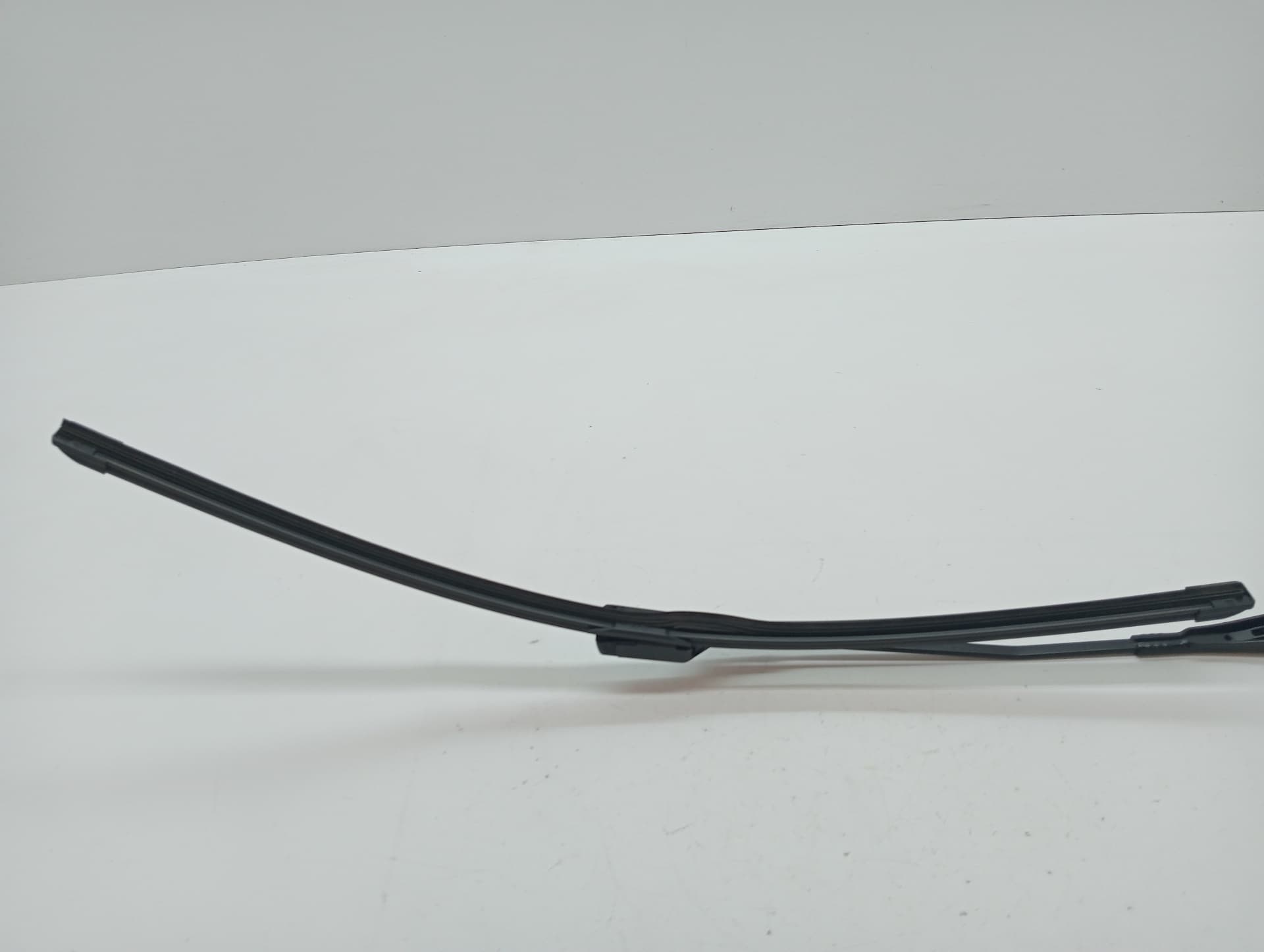 Brazo limpia delantero izquierdo CITROEN C3 AIRCROSS 2