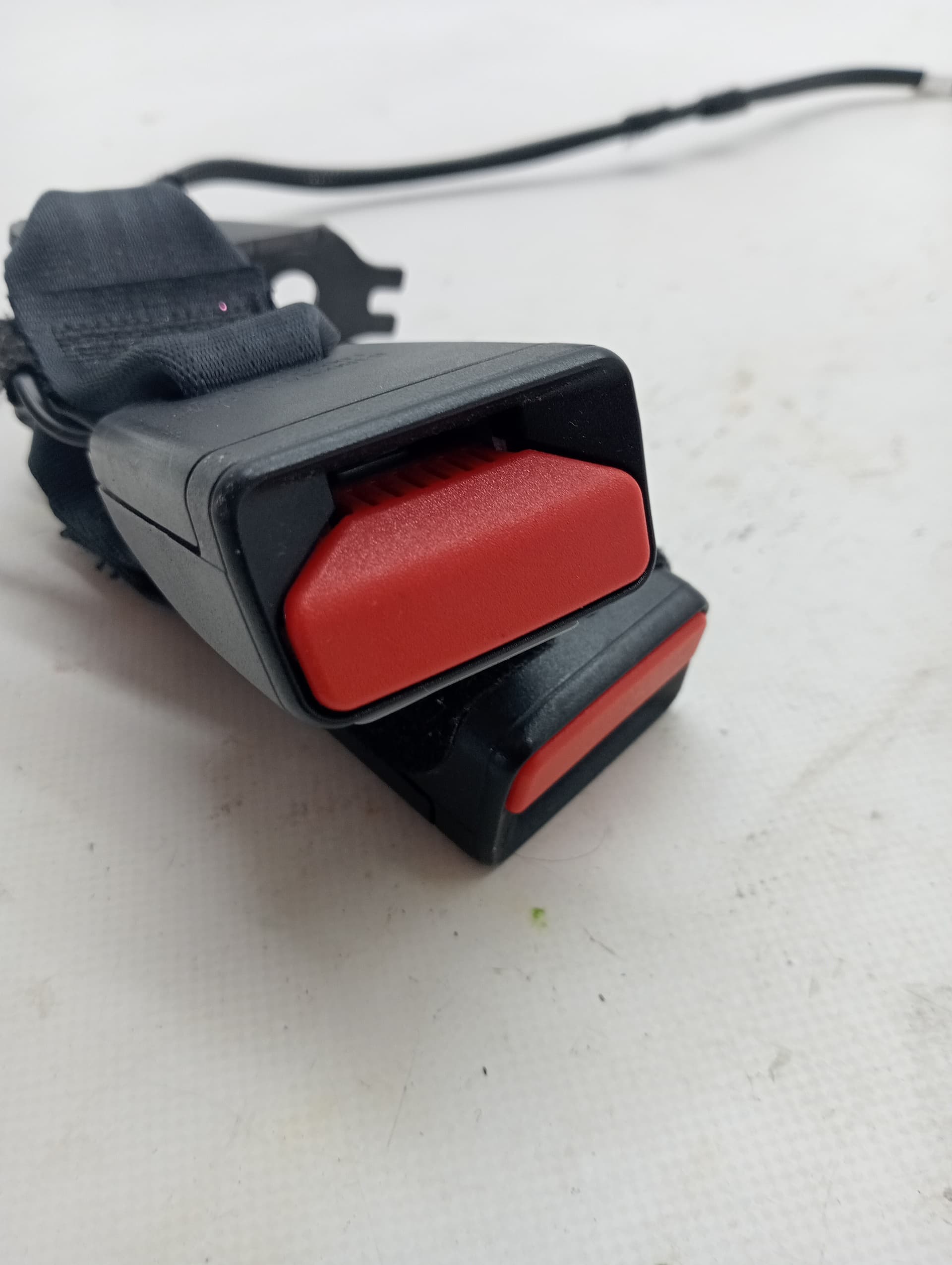 Enganche cinturon CITROEN CITROËN C4 III (BA_, BB_, BC_) 3