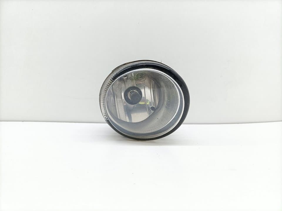 Faro antiniebla derecho NISSAN ALMERA TINO (V10M)