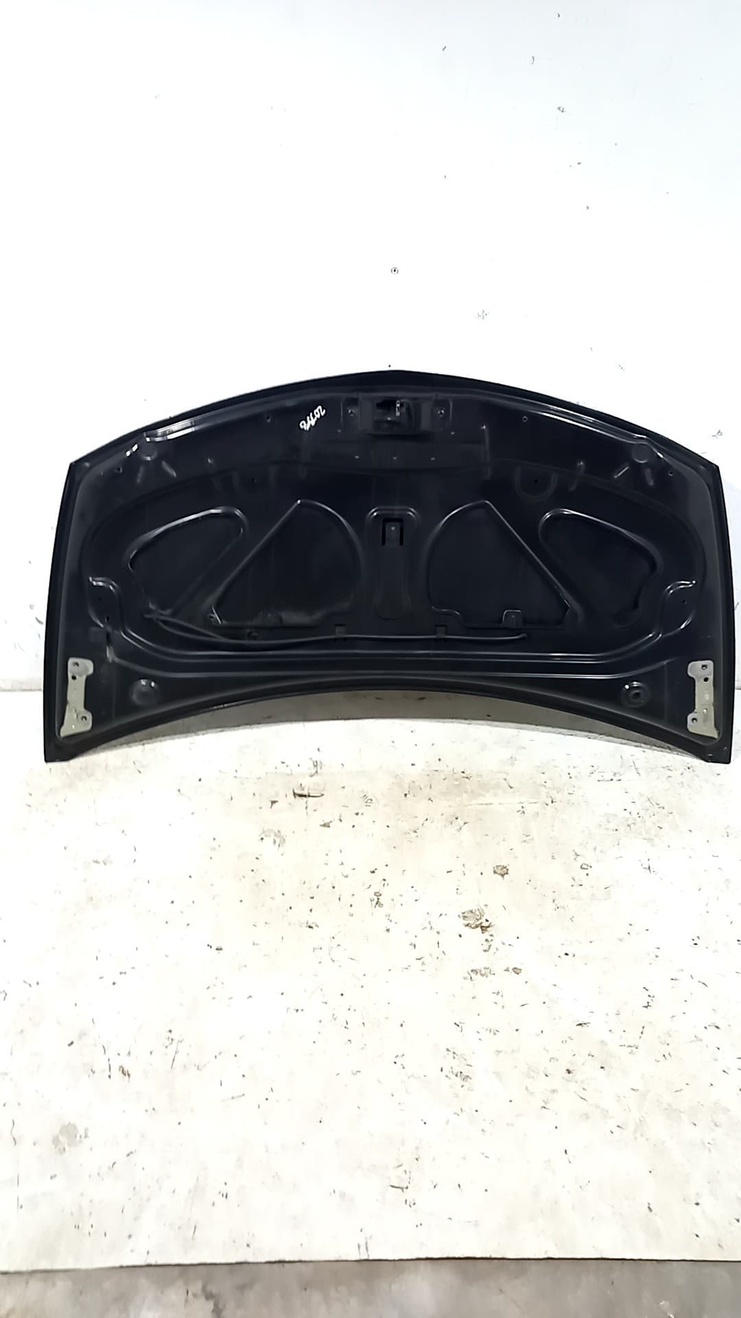 Capot RENAULT CLIO III 2