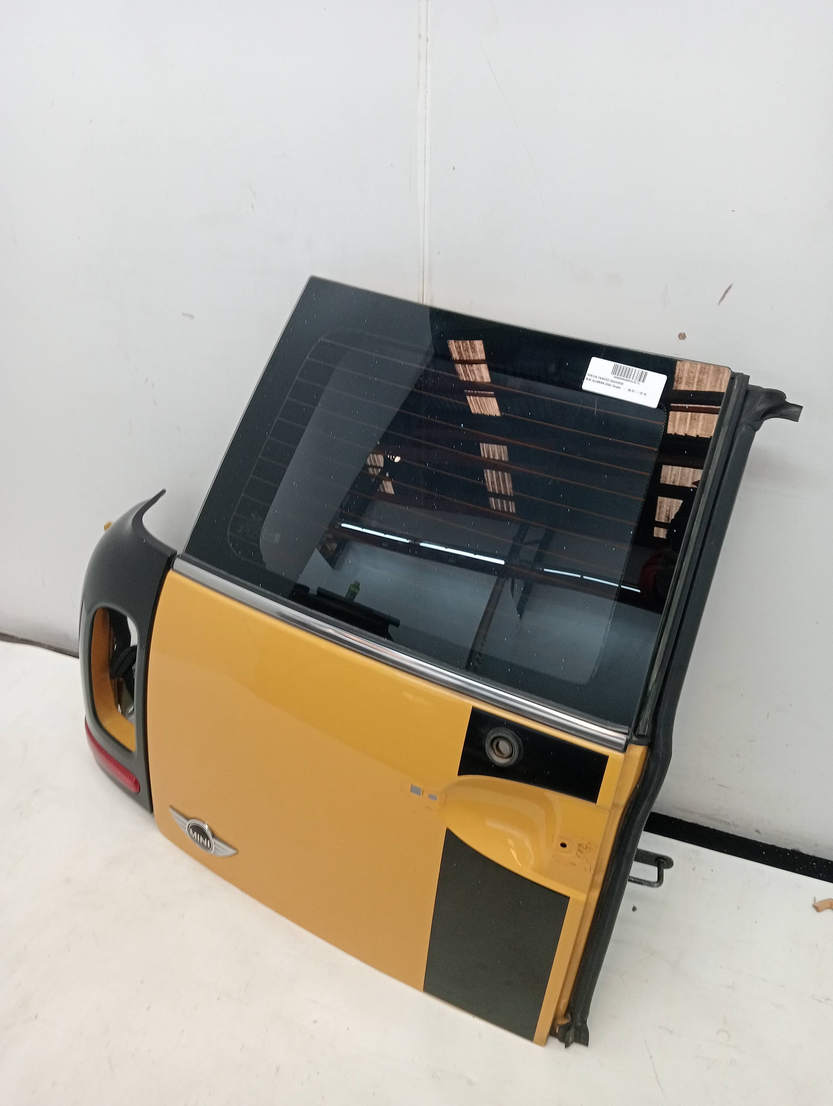 Porton trasero izquierdo MINI CLUBMAN (R55)
